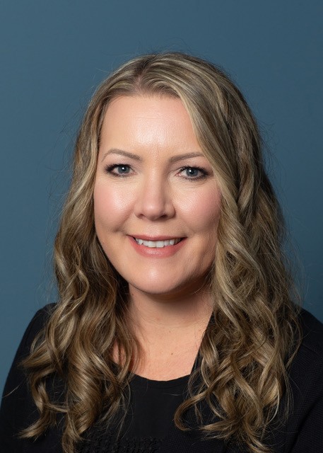 Leah Farris, EA